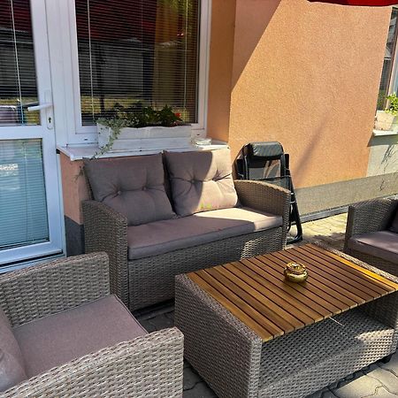 3 Bedroom Apartment In The Part Of The City Банска-Бистрица Экстерьер фото