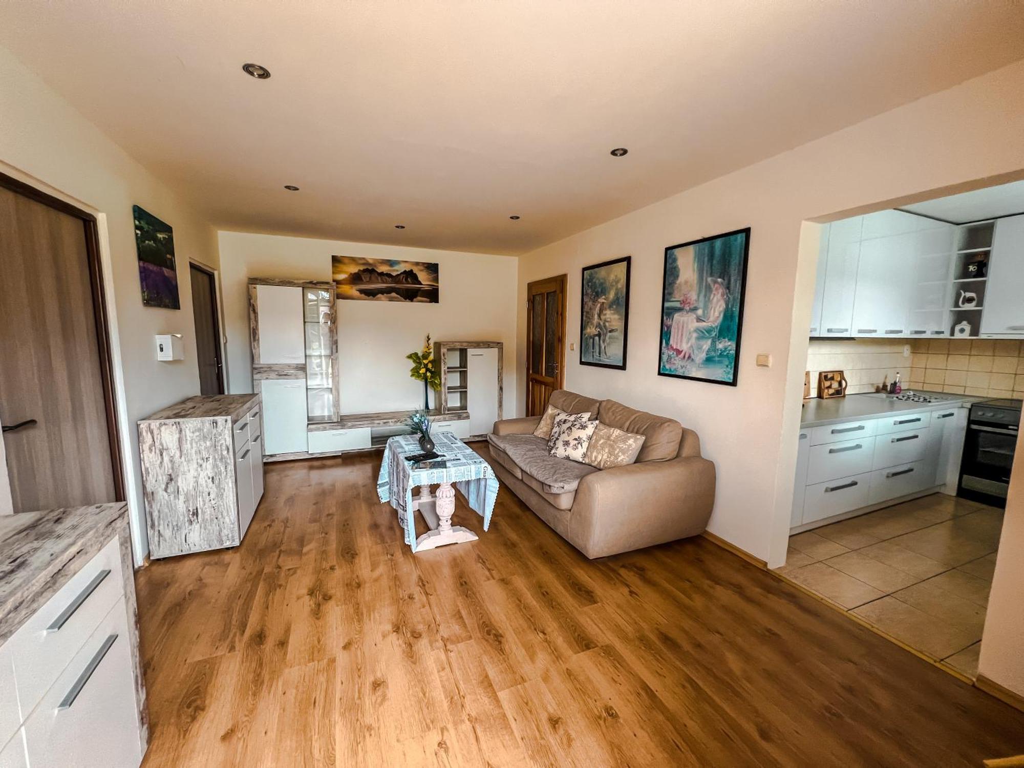 3 Bedroom Apartment In The Part Of The City Банска-Бистрица Экстерьер фото